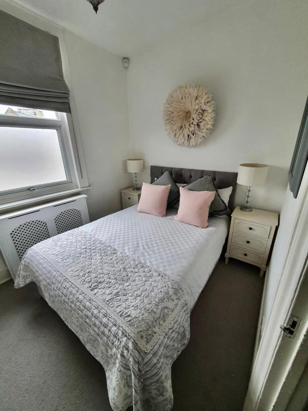 Elegant & Spacious 3 Bed Appartamento Londra